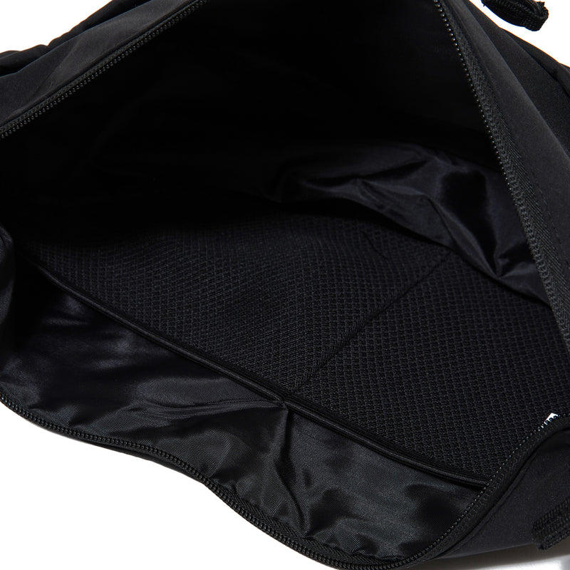 CROSS BODY BAG