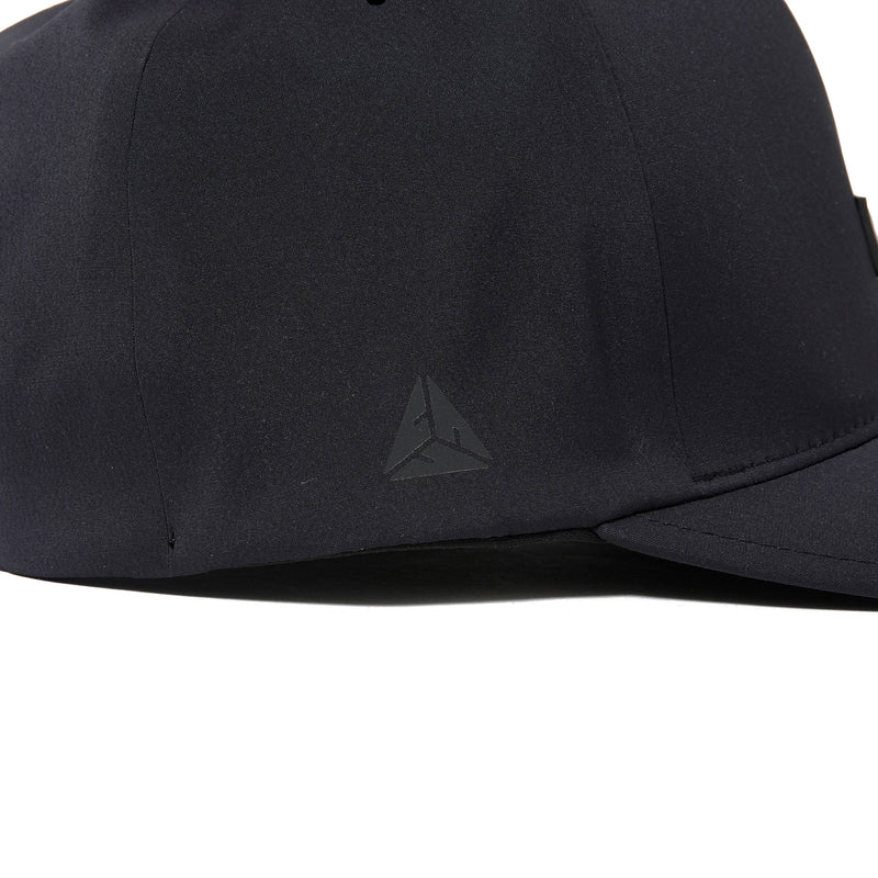 ADJUSTABLE RUBBER LOGO  NYLON CAP BLACK
